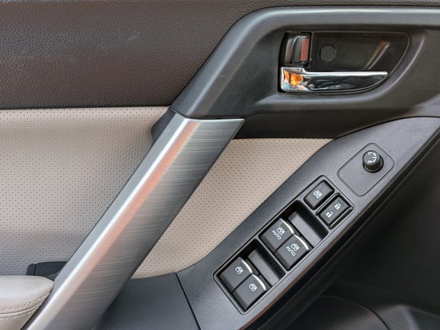 Used 2018 Subaru Forester 2.5i Limited image 12