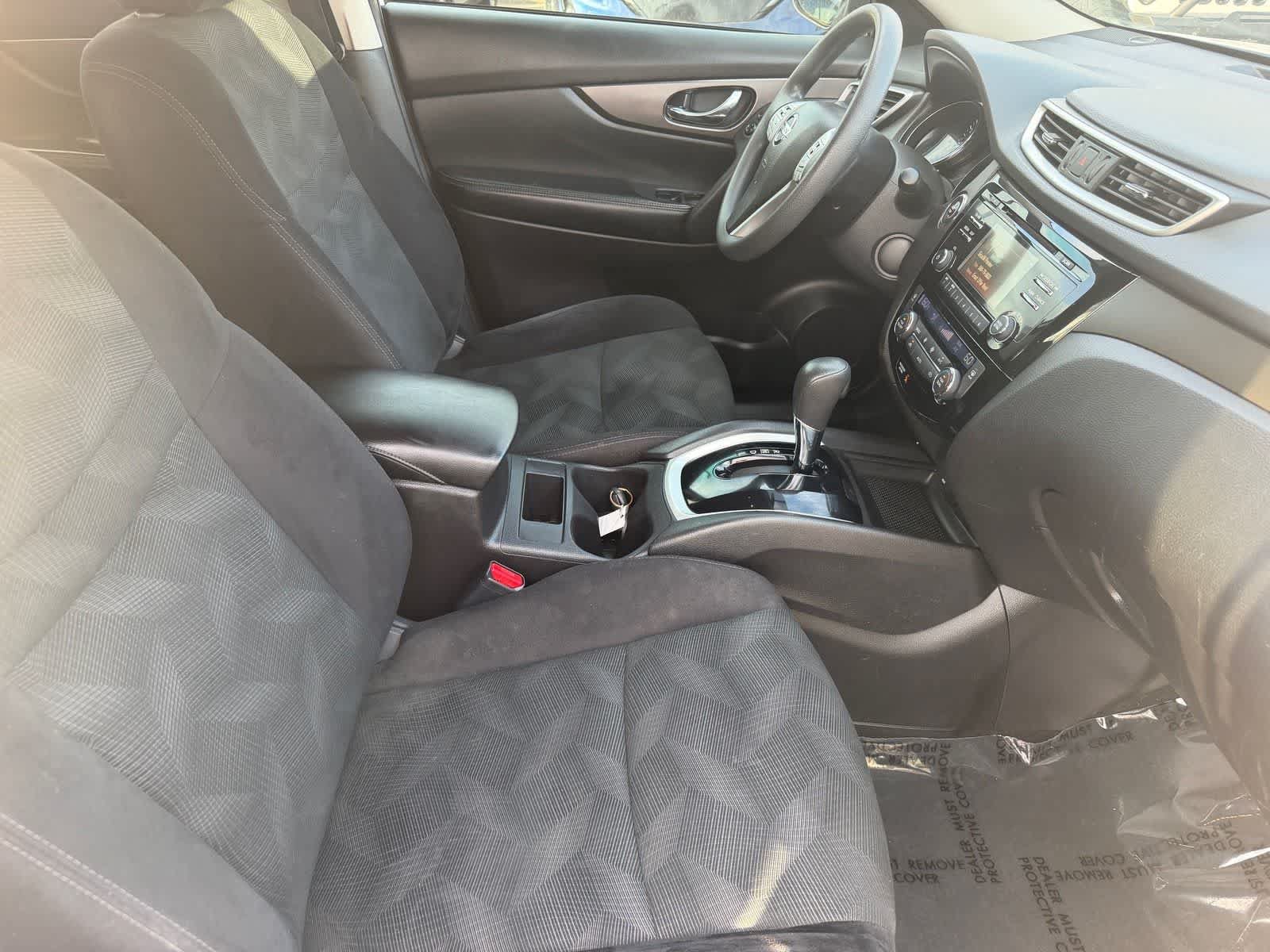 Used 2014 Nissan Rogue SV FWD image 12