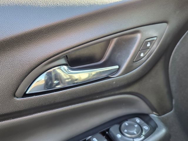 Used 2023 Chevrolet Equinox Premier AWD/4WD image 24