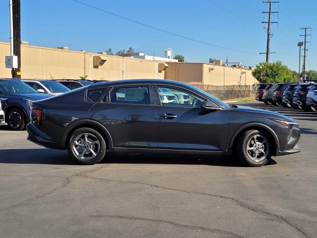 New 2026 Kia K4 FWD image 4