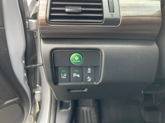 Used 2016 Honda Accord Touring image 32