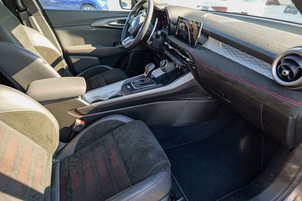Used 2024 Alfa Romeo Tonale Veloce w/ Active Assist Package image 31