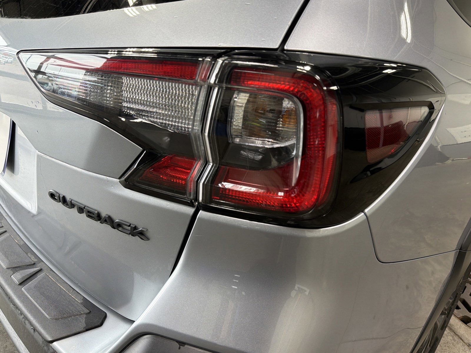 Certified 2025 Subaru Outback Onyx Edition AWD/4WD image 17