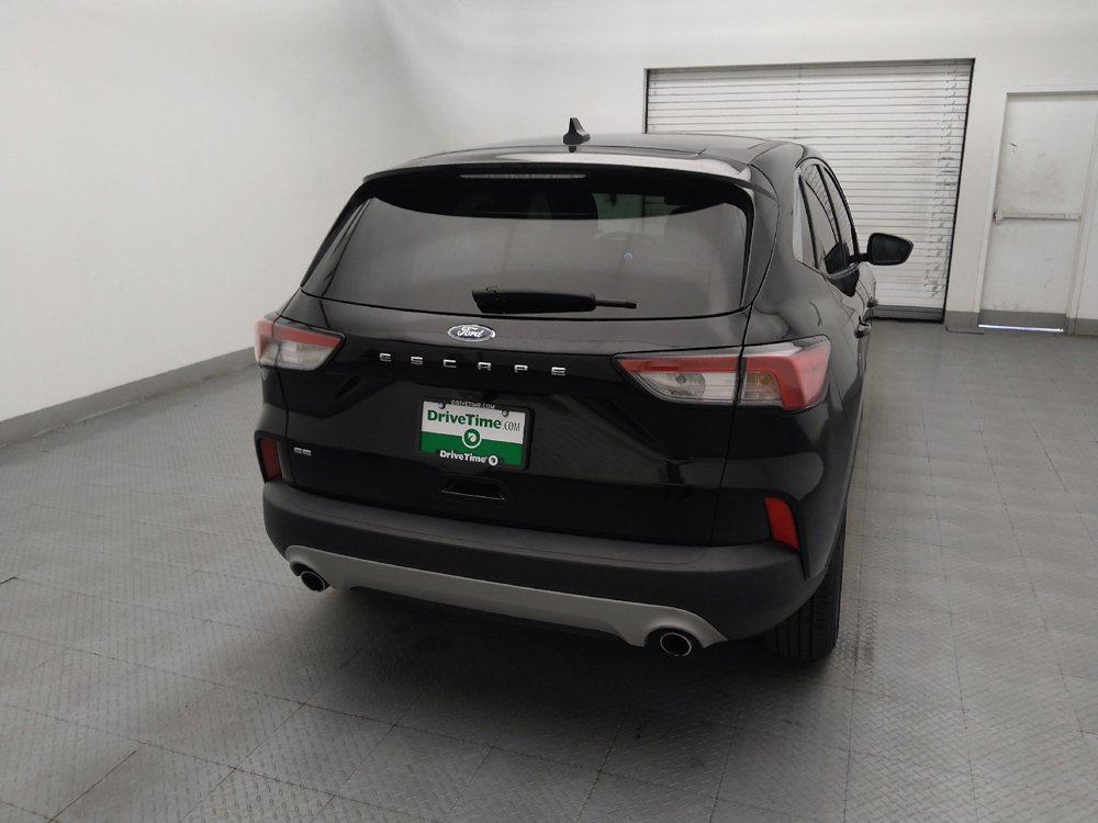 Used 2022 Ford Escape SE FWD image 7