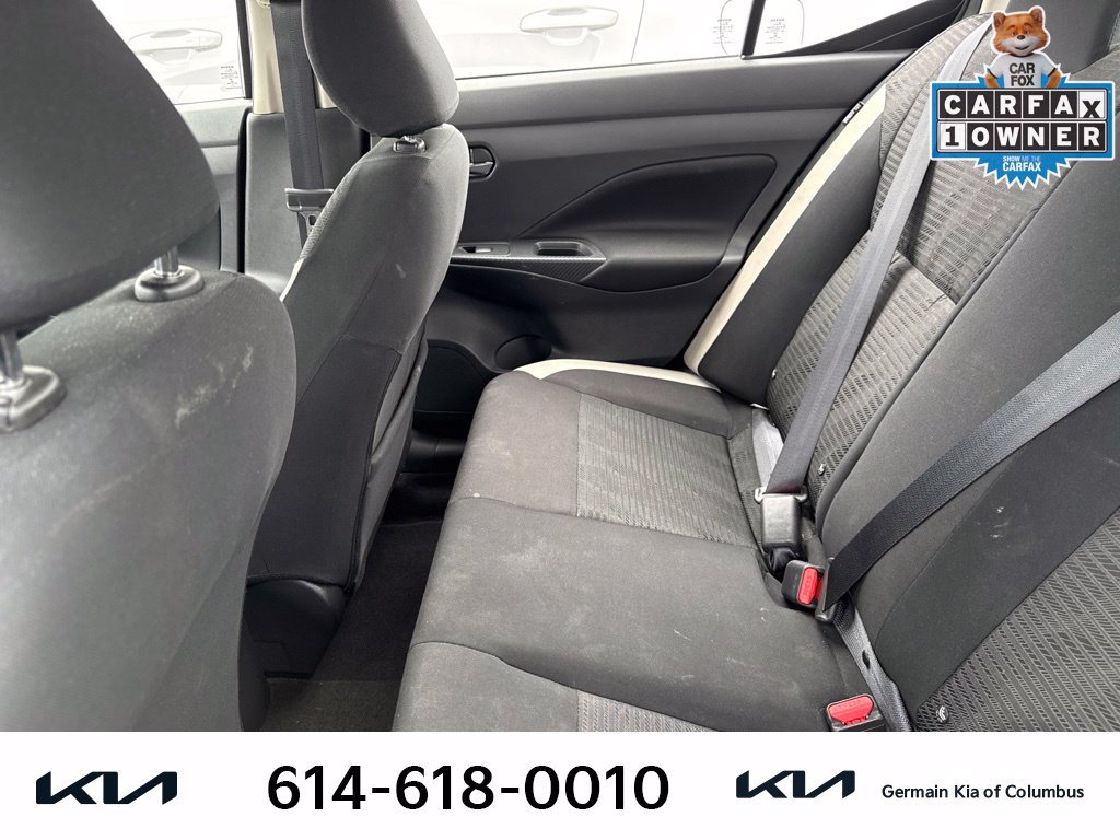 Used 2022 Nissan Versa SV FWD image 9
