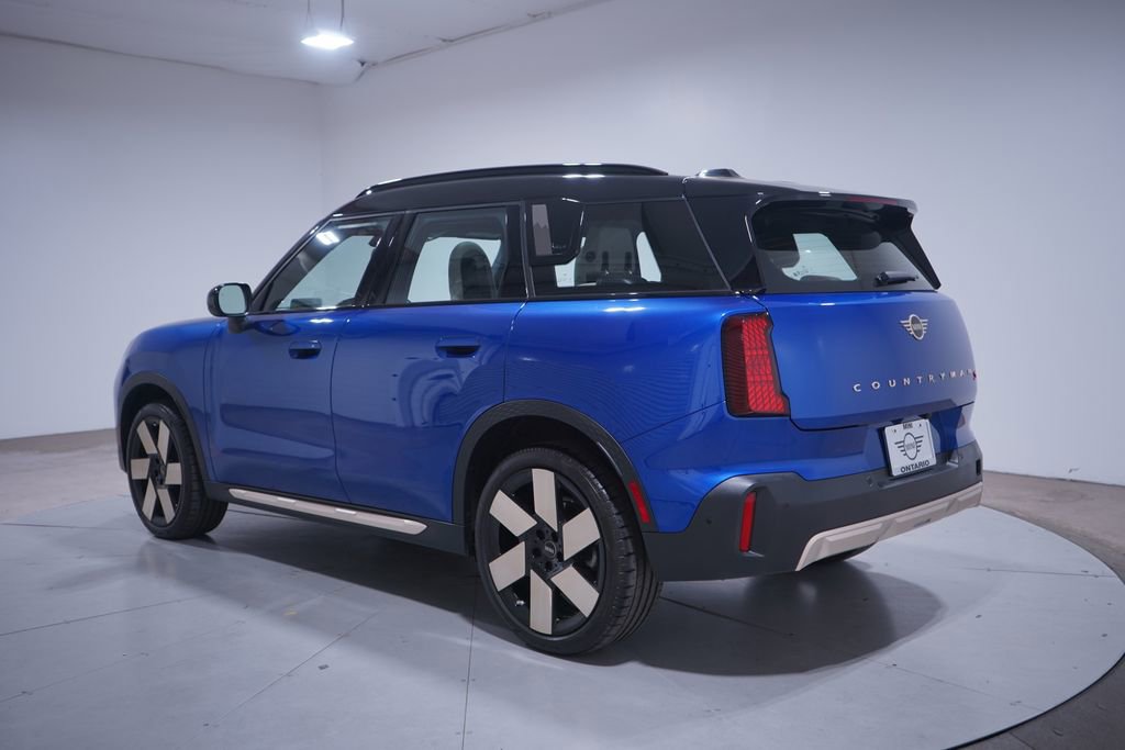 Used 2025 MINI Cooper Countryman S image 3