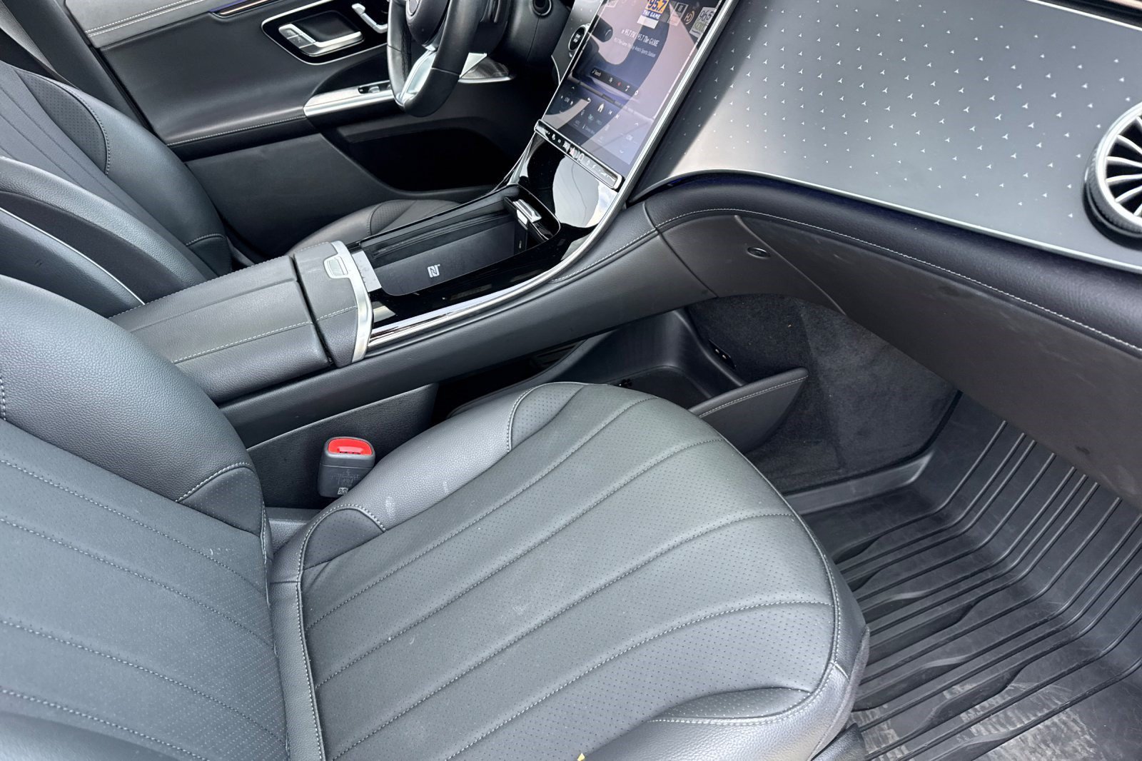 Certified 2023 Mercedes-Benz EQE 350+ 4MATIC SUV image 28