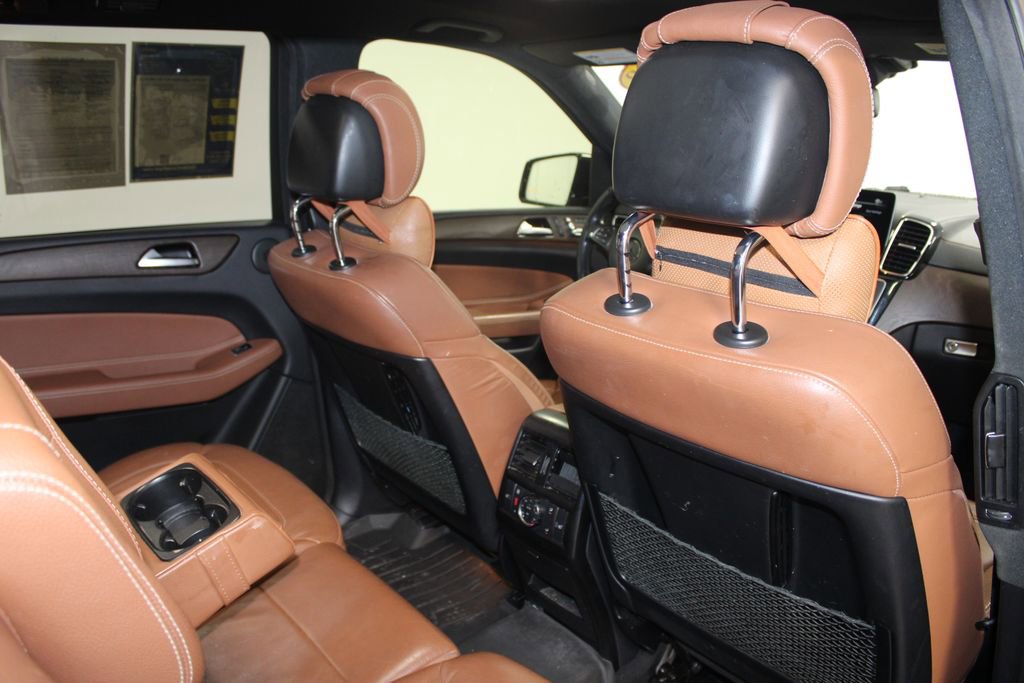 Used 2018 Mercedes-Benz GLS 450 4MATIC image 34