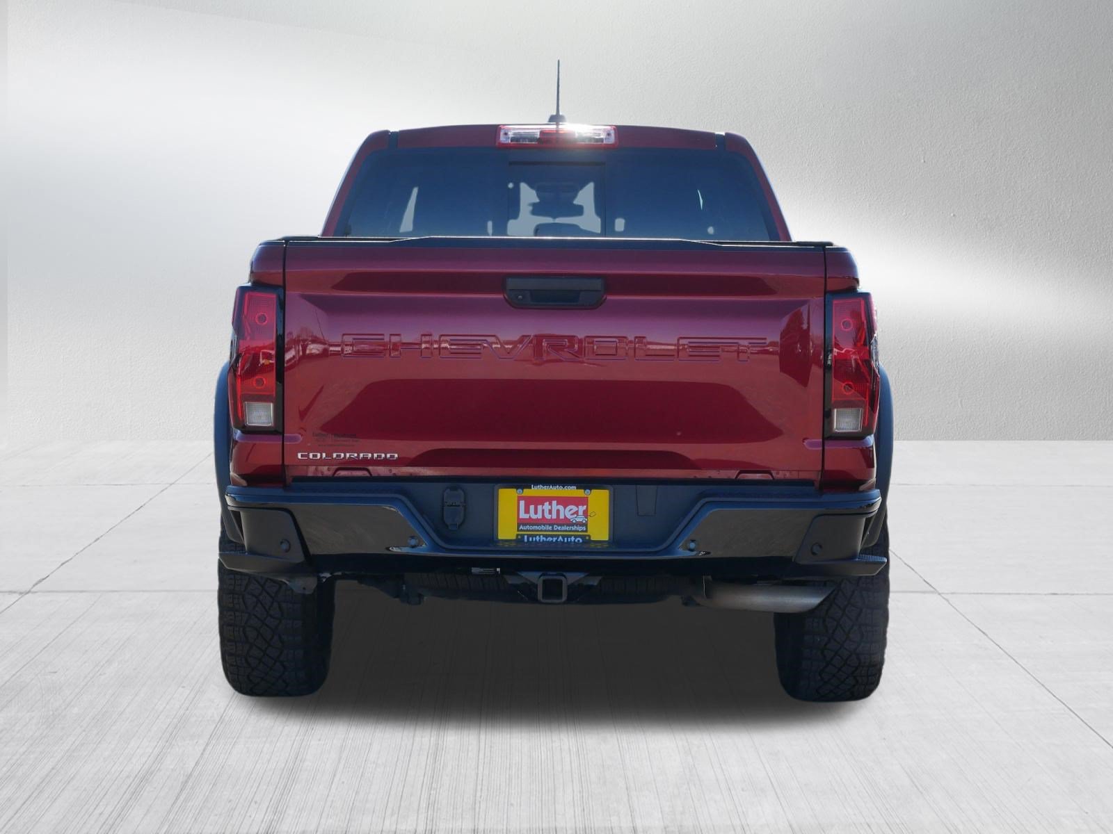 Used 2024 Chevrolet Colorado Trail Boss w/ Advanced Trailering Package AWD/4WD image 6