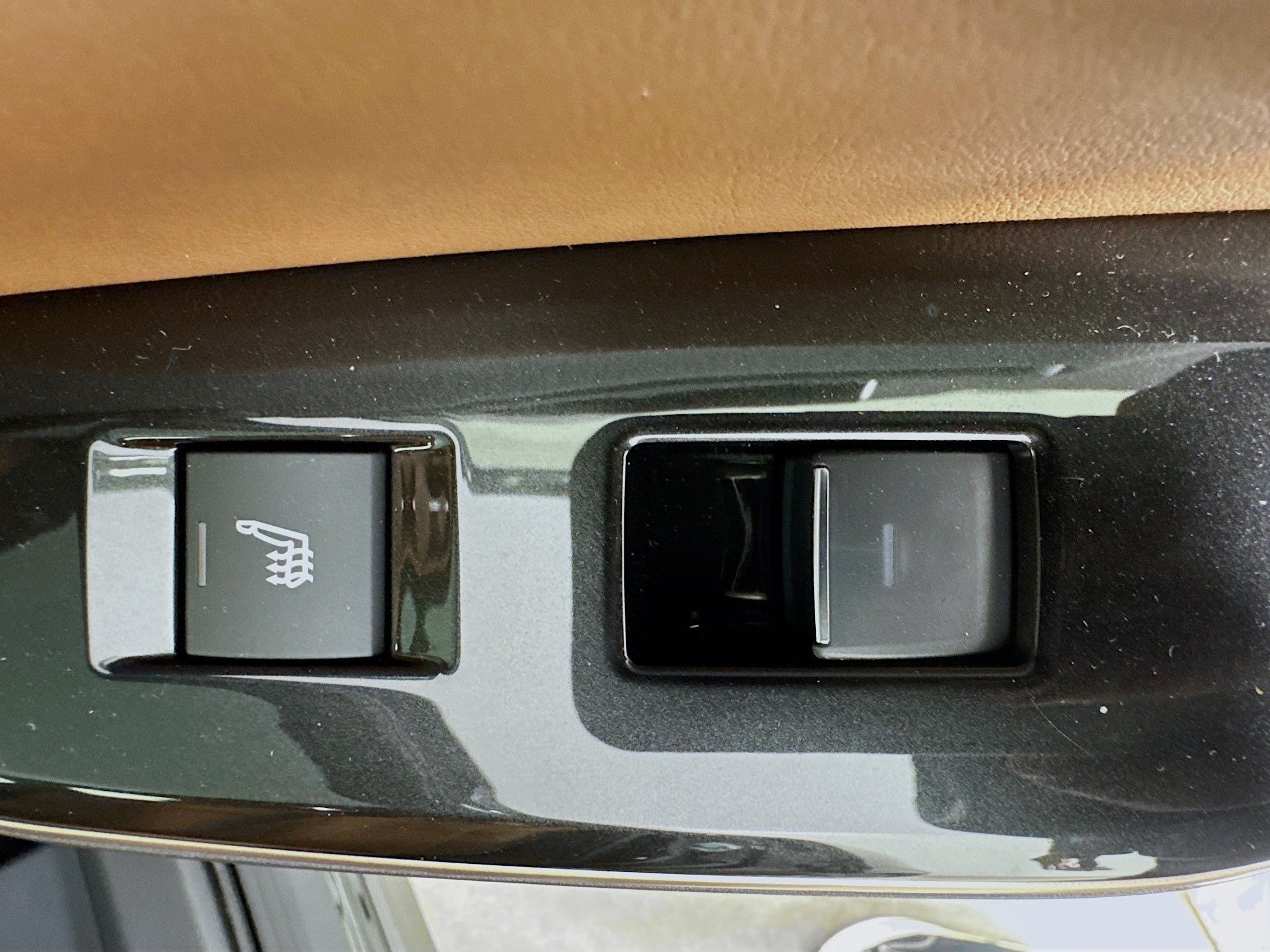 Certified 2025 Toyota Crown Signia w/ Advanced Technology Package AWD/4WD image 30