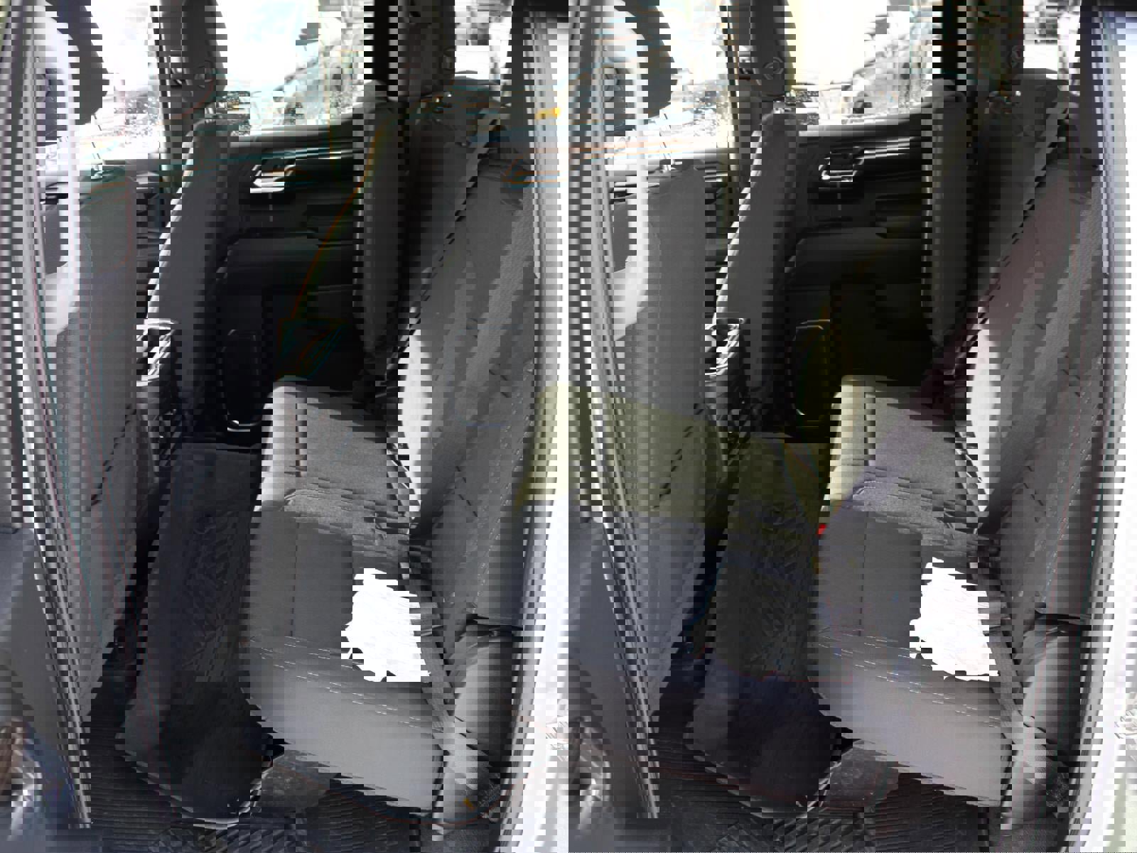 Used 2023 Chevrolet Silverado 1500 RST w/ Z71 Off-Road Package image 16