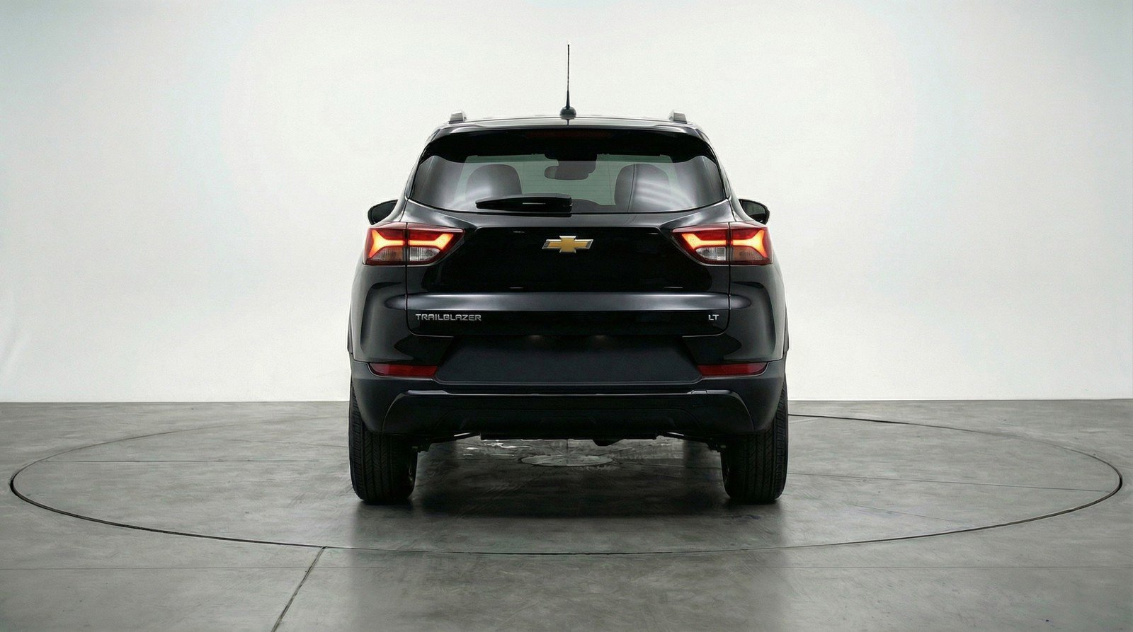 Used 2025 Chevrolet TrailBlazer LT image 7