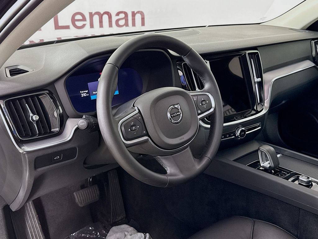 Used 2024 Volvo S60 B5 Core FWD image 9