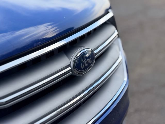 Used 2017 Ford Escape Titanium AWD/4WD image 28