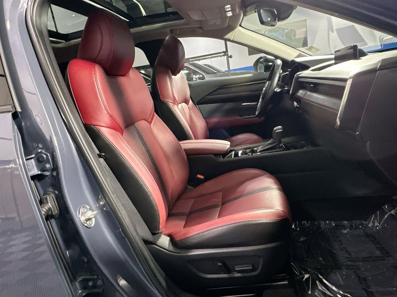 Used 2025 MAZDA CX-50 2.5 Hybrid w/ Cargo Package image 35