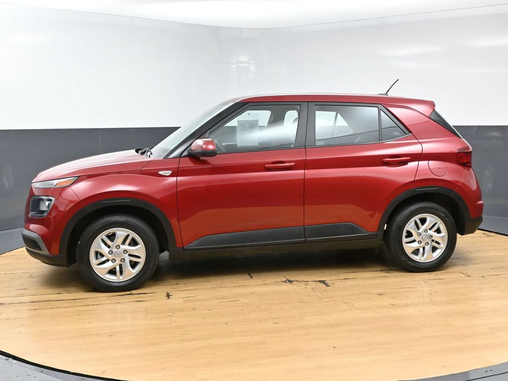 Used 2025 Hyundai Venue SE FWD image 6