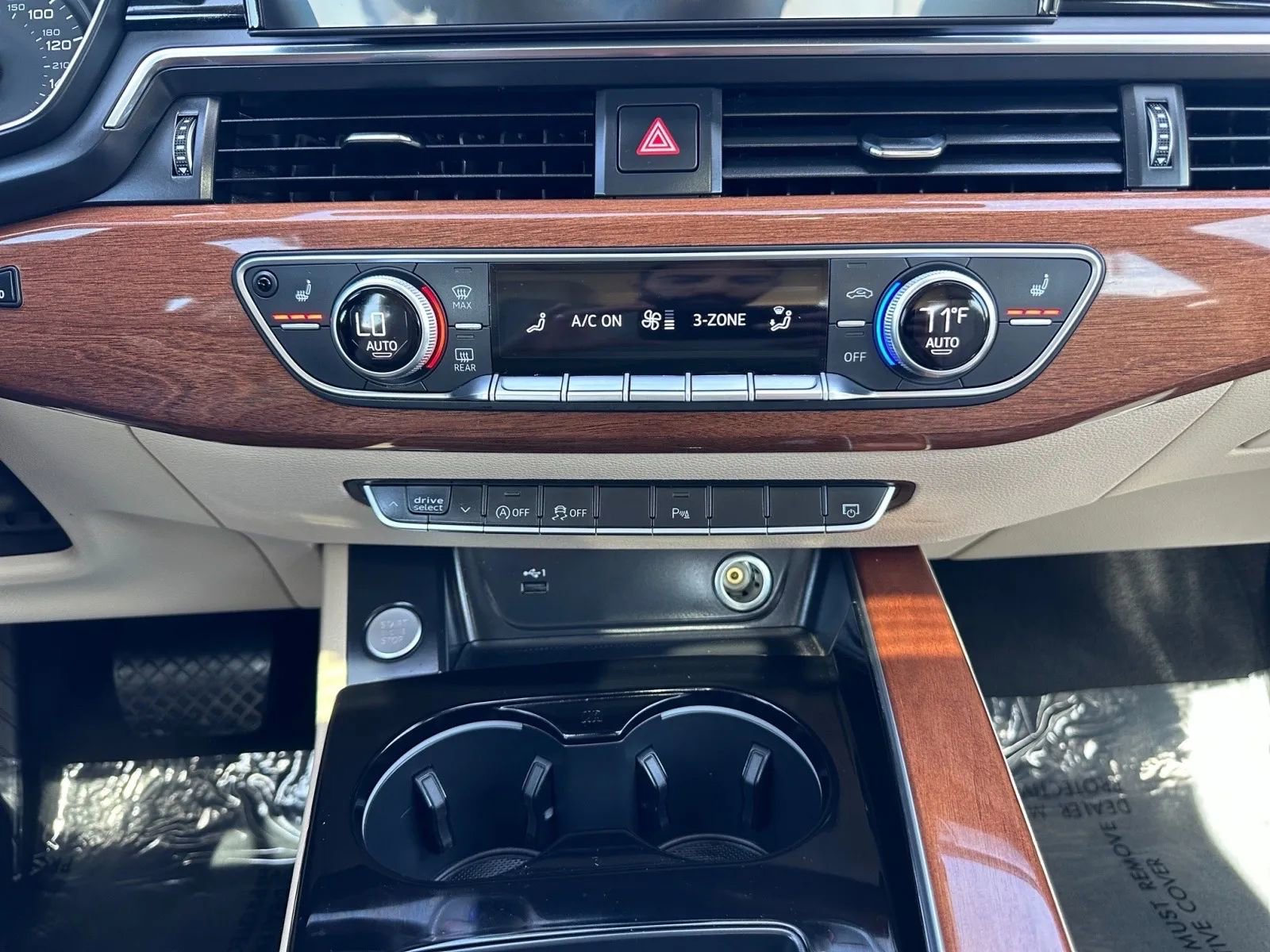 Used 2021 Audi A4 2.0T Premium w/ Convenience Package image 16