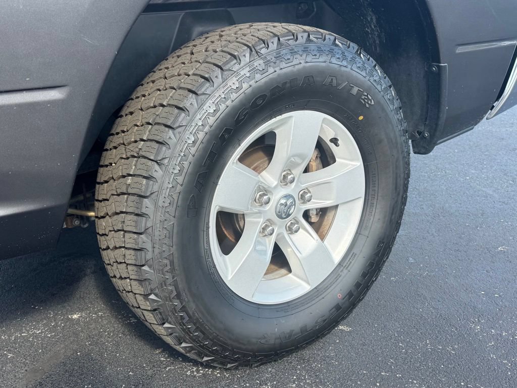 Used 2019 RAM 1500 Classic SLT w/ Luxury Group AWD/4WD image 30