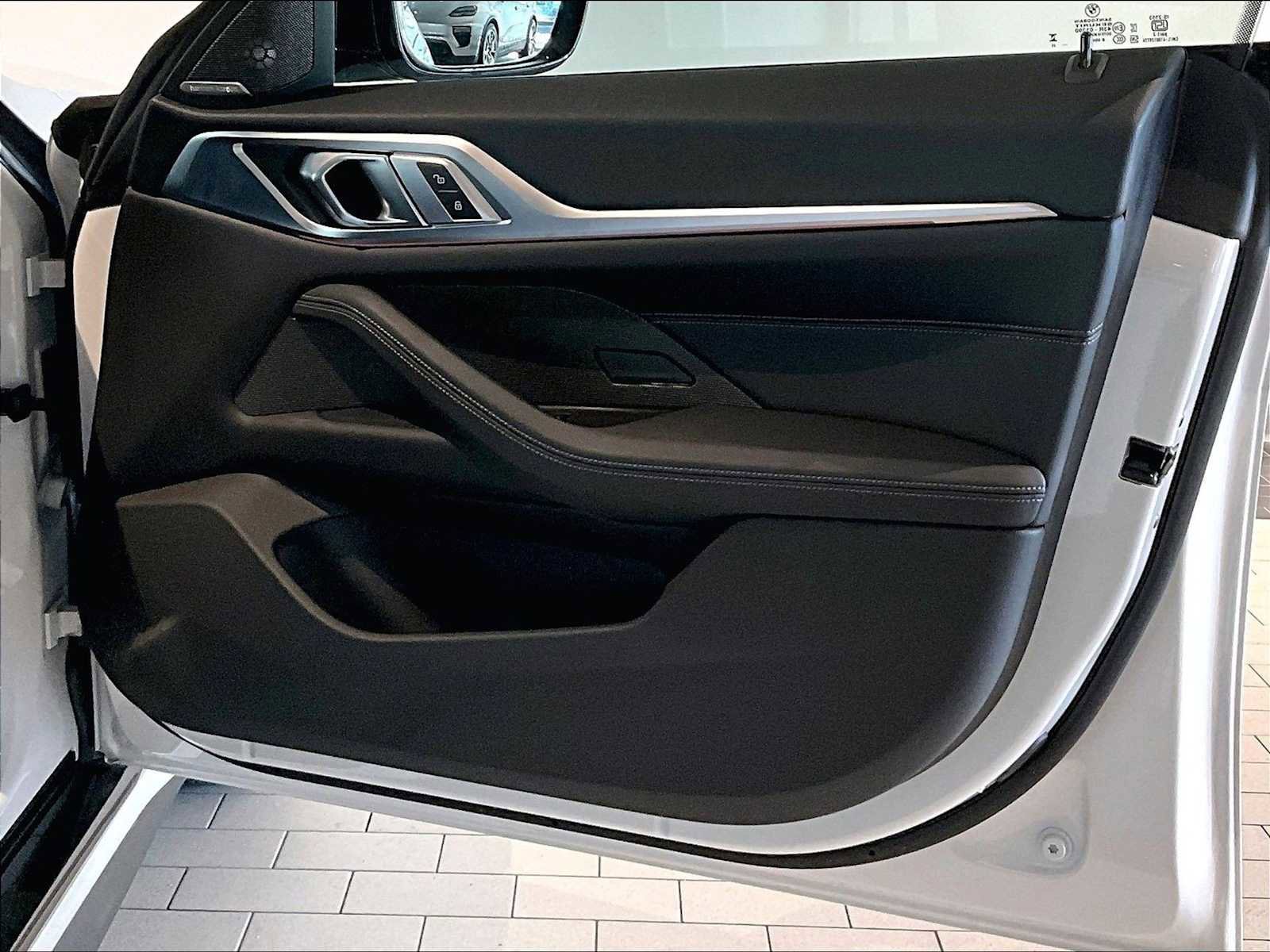 Used 2025 BMW 430i xDrive w/ M Sport Package image 27