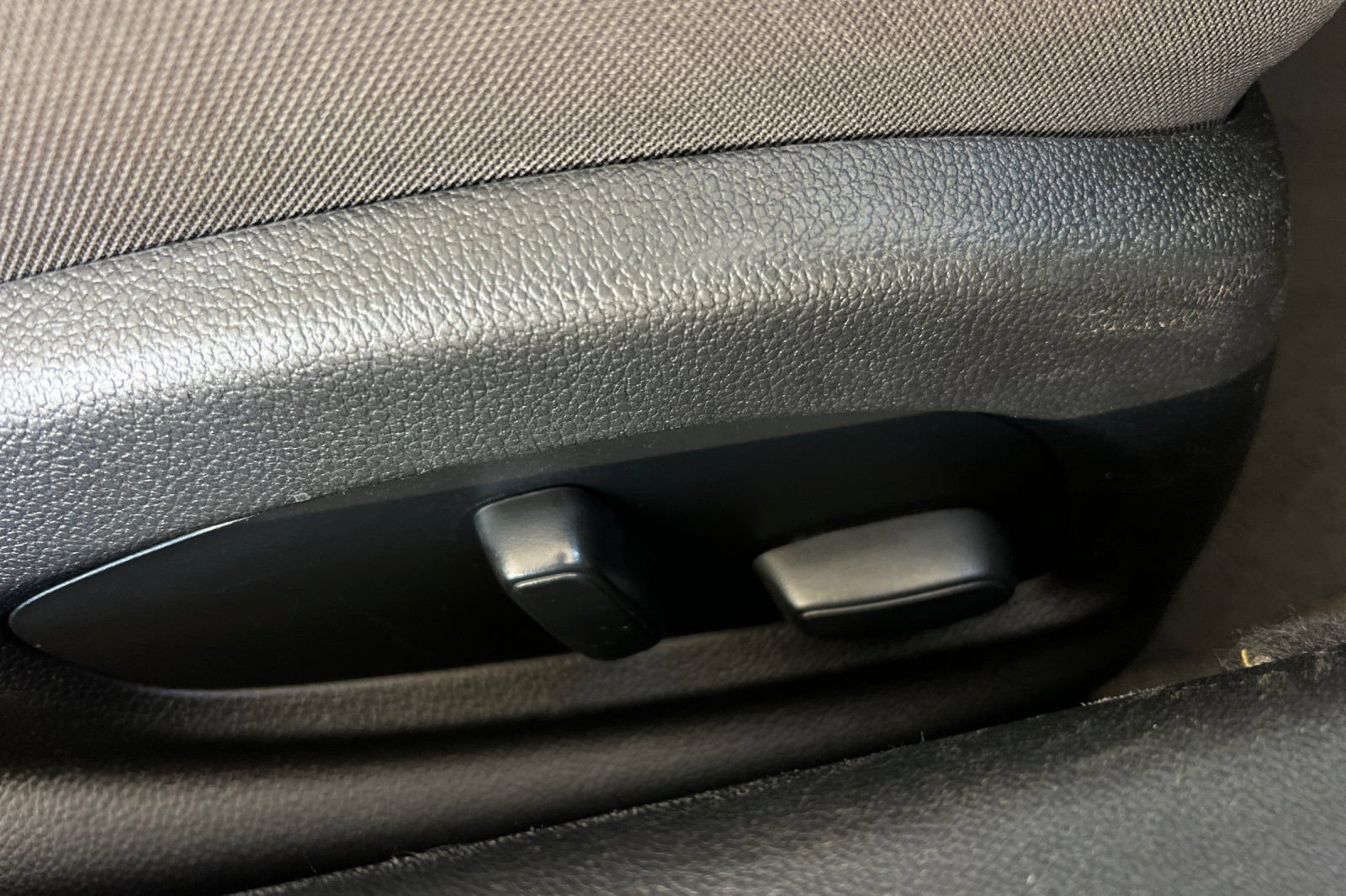 Used 2023 Chevrolet Camaro LT RWD image 21