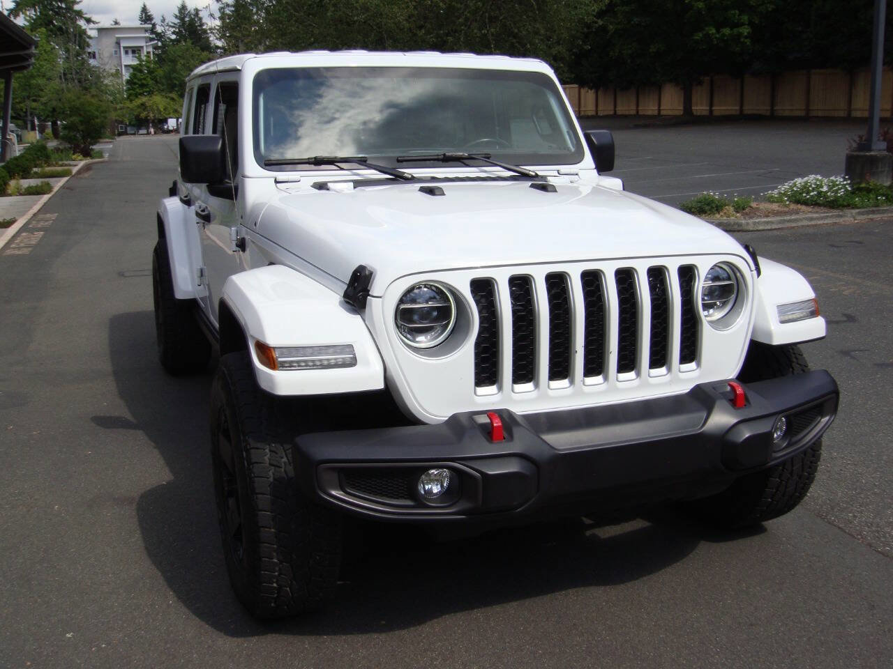 Used 2022 Jeep Wrangler Unlimited Sahara w/ Cold Weather Group image 6