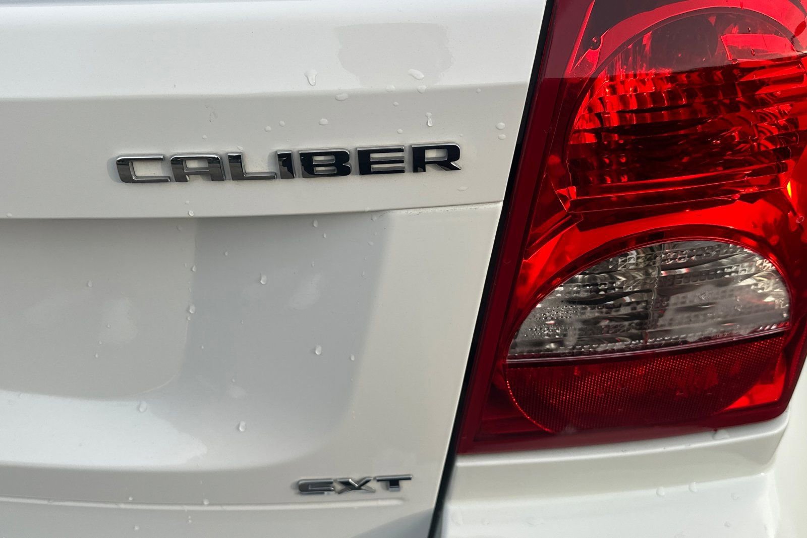 Used 2009 Dodge Caliber SXT image 28