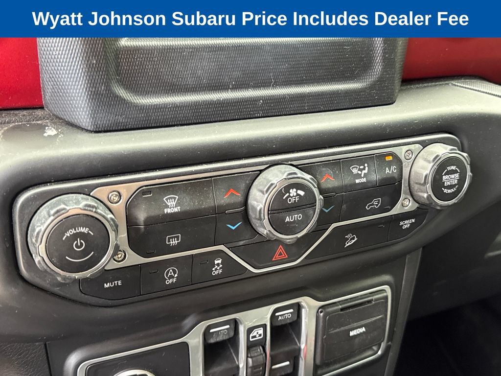 Used 2018 Jeep Wrangler Unlimited Rubicon AWD/4WD image 25
