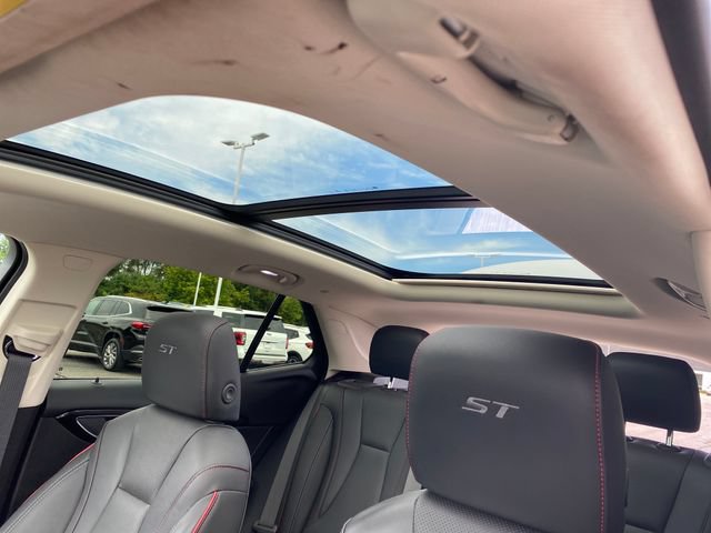 Certified 2023 Buick Envision Essence w/ Sport Touring Package AWD/4WD image 15