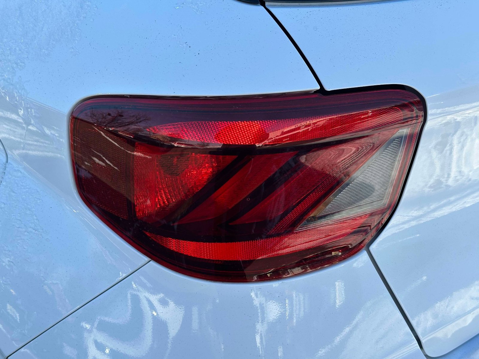 Used 2022 Hyundai Venue SEL w/ Cargo Package image 10