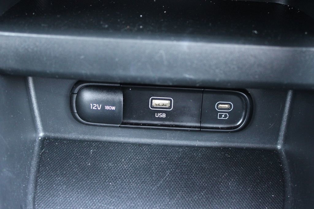 Used 2025 Kia Seltos S image 24