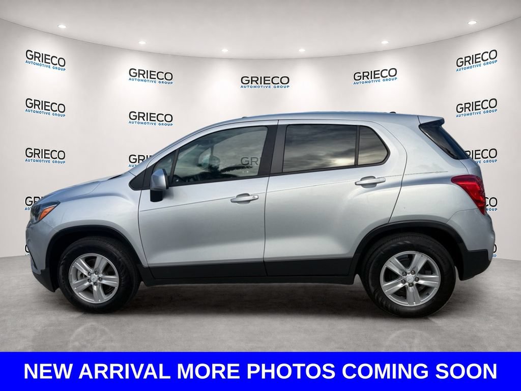 Used 2020 Chevrolet Trax LS w/ Tint and Cruise Package FWD image 4