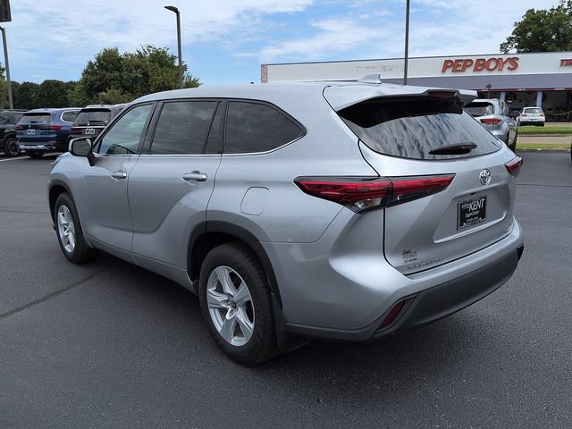 Certified 2021 Toyota Highlander LE AWD/4WD image 5
