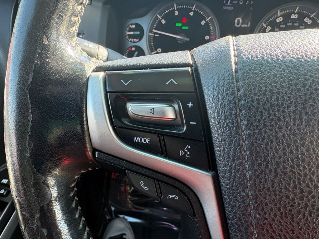 Certified 2016 Toyota Land Cruiser AWD/4WD image 23