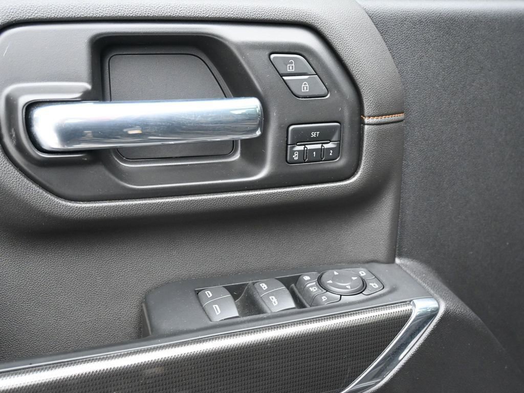 Used 2023 GMC Sierra 3500 AT4 w/ AT4 Premium Plus Package image 27