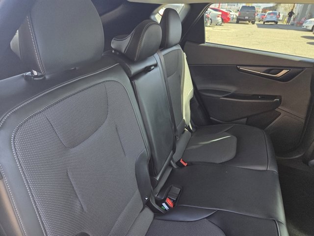 Used 2025 Kia EV6 Light image 11