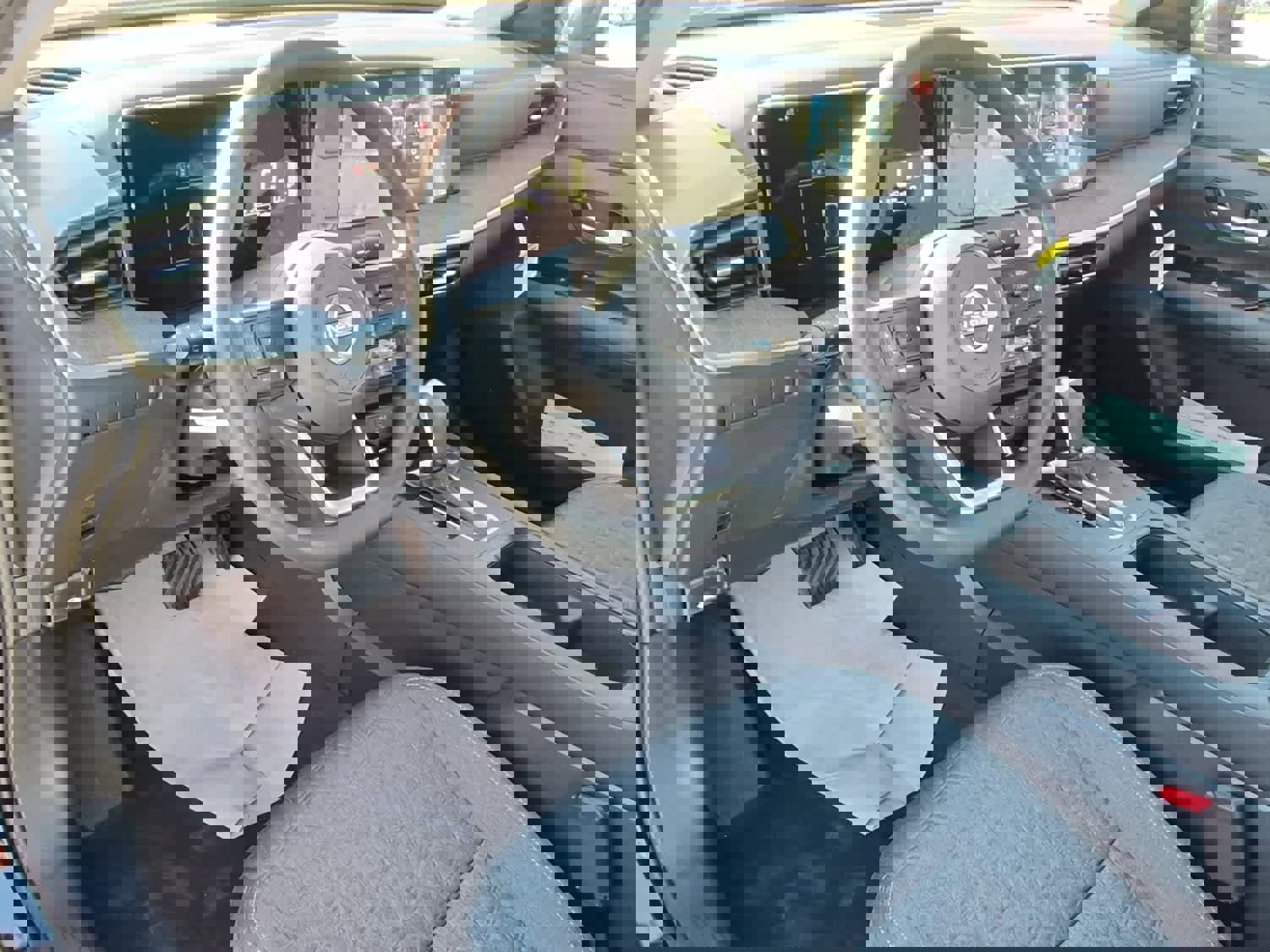 New 2026 Nissan Kicks SV w/ Cold Weather Package AWD/4WD image 11