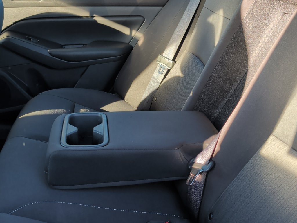 Used 2024 Nissan Altima 2.5 S FWD image 33