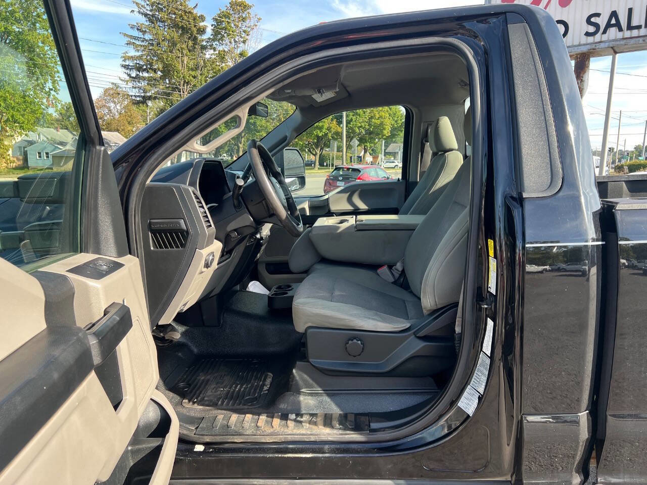 Used 2017 Ford F250 XL w/ STX Appearance Package image 17