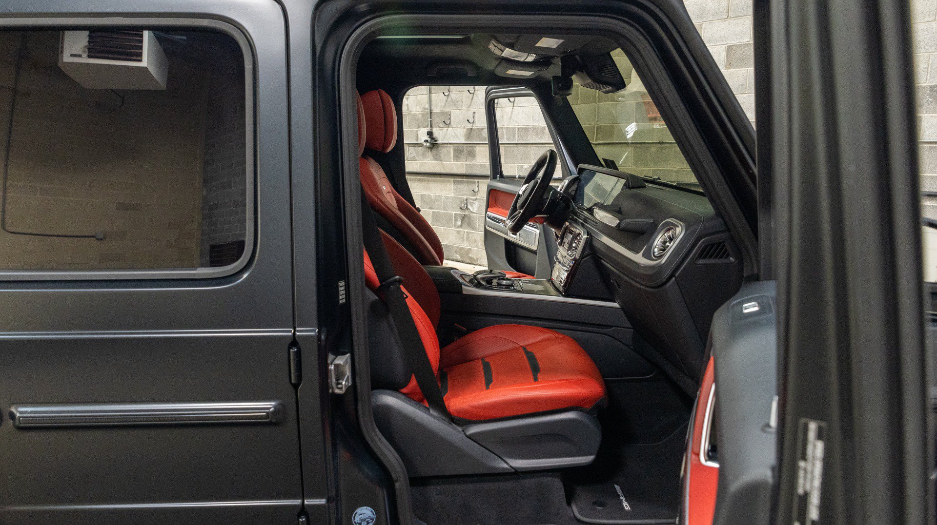Used 2023 Mercedes-Benz G 63 AMG 4MATIC image 34