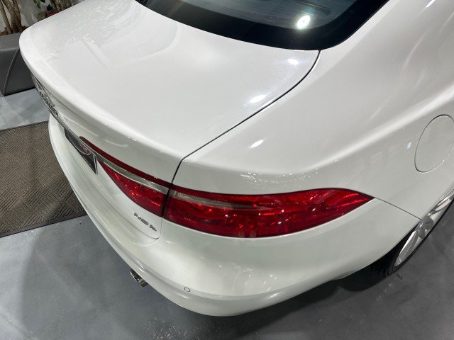 Used 2017 Jaguar XF Prestige RWD image 74