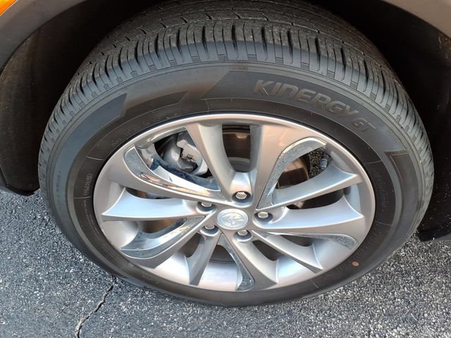 Used 2023 Buick Encore GX Essence w/ Experience Buick Package FWD image 13
