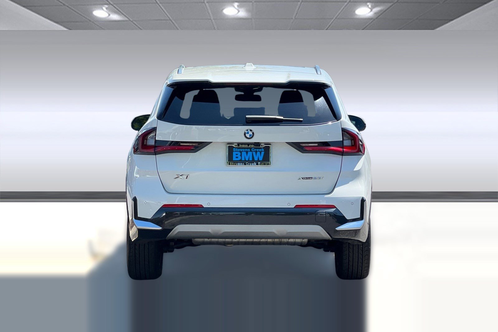 Used 2025 BMW X1 xDrive28i w/ Convenience Package AWD/4WD image 9