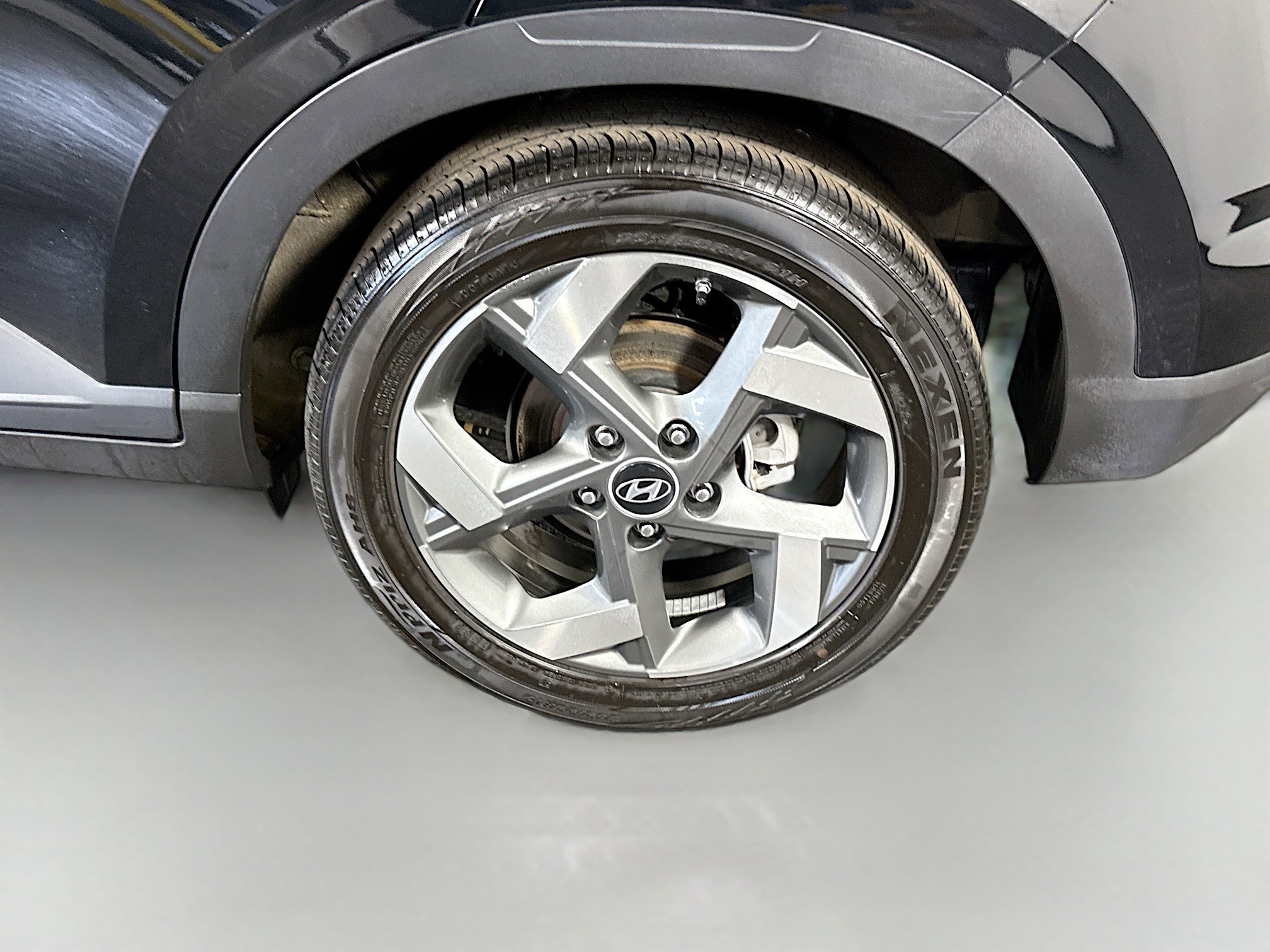 Used 2024 Hyundai Venue SEL FWD image 37