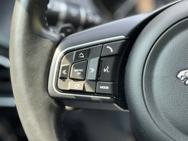Used 2018 Jaguar XE Premium AWD/4WD image 23