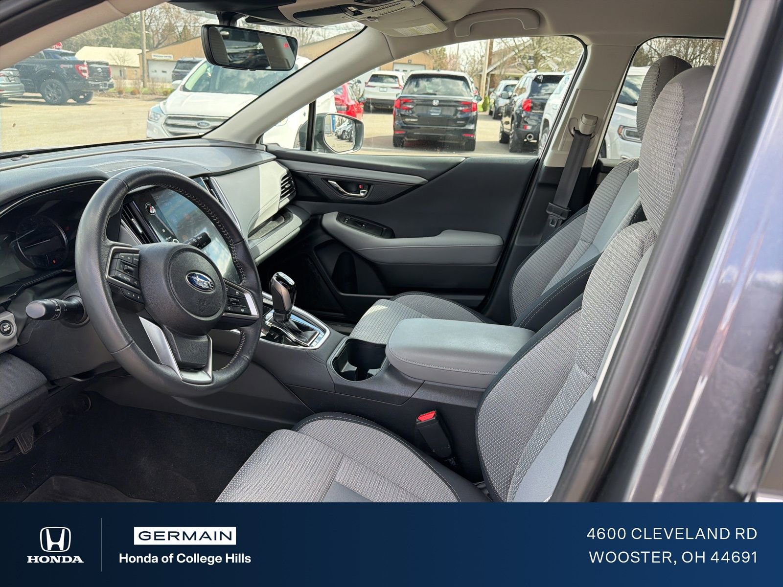 Used 2025 Subaru Outback Premium w/ Popular Package #1A image 14