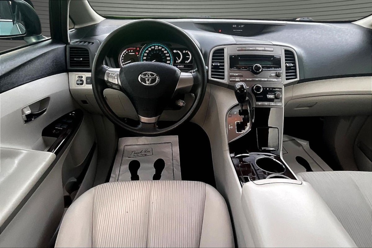 Used 2009 Toyota Venza w/ Convenience Pkg FWD image 8