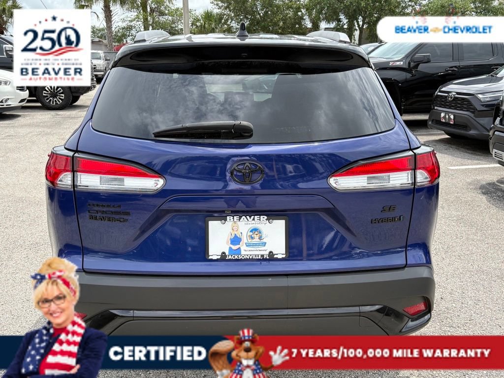 Used 2024 Toyota Corolla Cross AWD Hybrid w/ Moonroof Package image 6