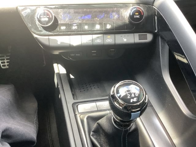 Used 2022 Hyundai Elantra N FWD image 31