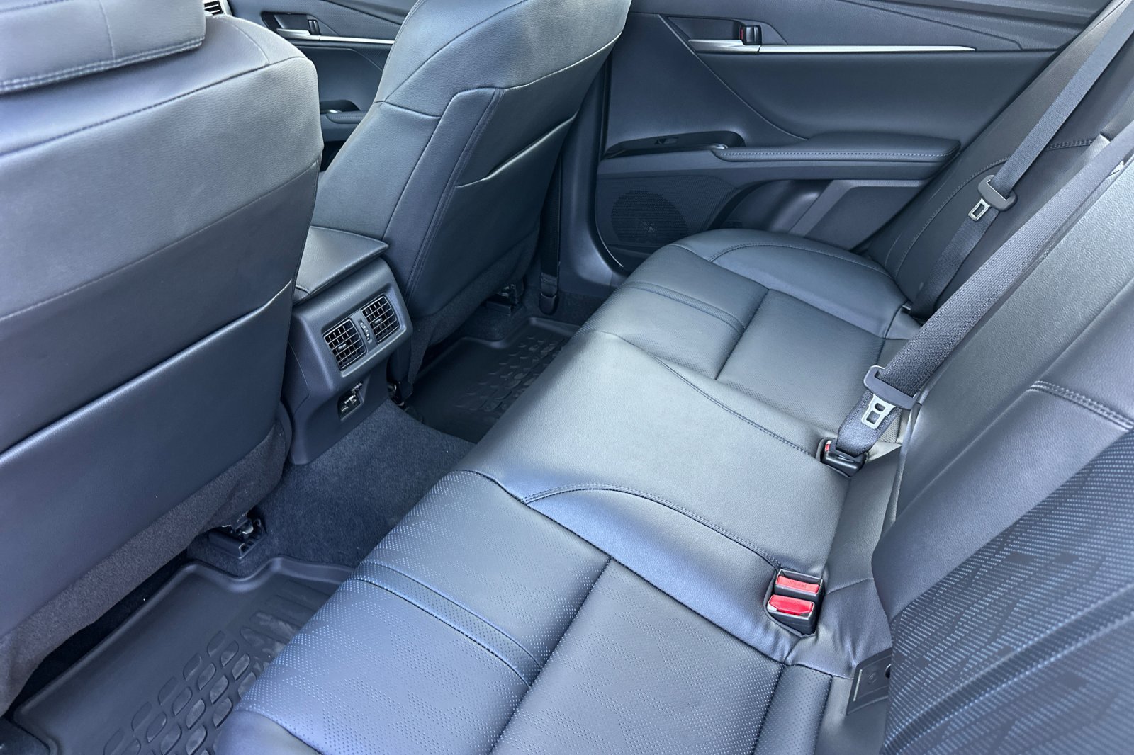 New 2026 Toyota Camry XSE FWD image 14