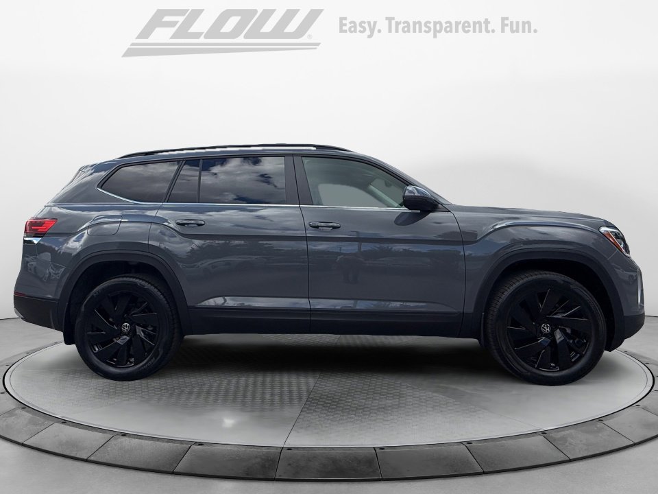 New 2026 Volkswagen Atlas SE image 8